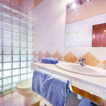 Dom wakacyjny Casa Rustica Con Piscina En Girona Fornells de la Selva
