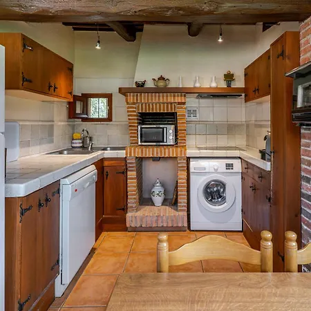 Casa Rustica Con Piscina En Girona 度假居 福尔内利斯德拉塞尔瓦